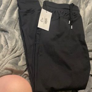 Black Zyia Unwind Jogger with Tag size Large Women